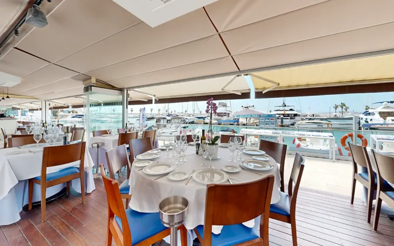 Can Laury, seafood restaurant at Port d’Aiguadolc, Sitges