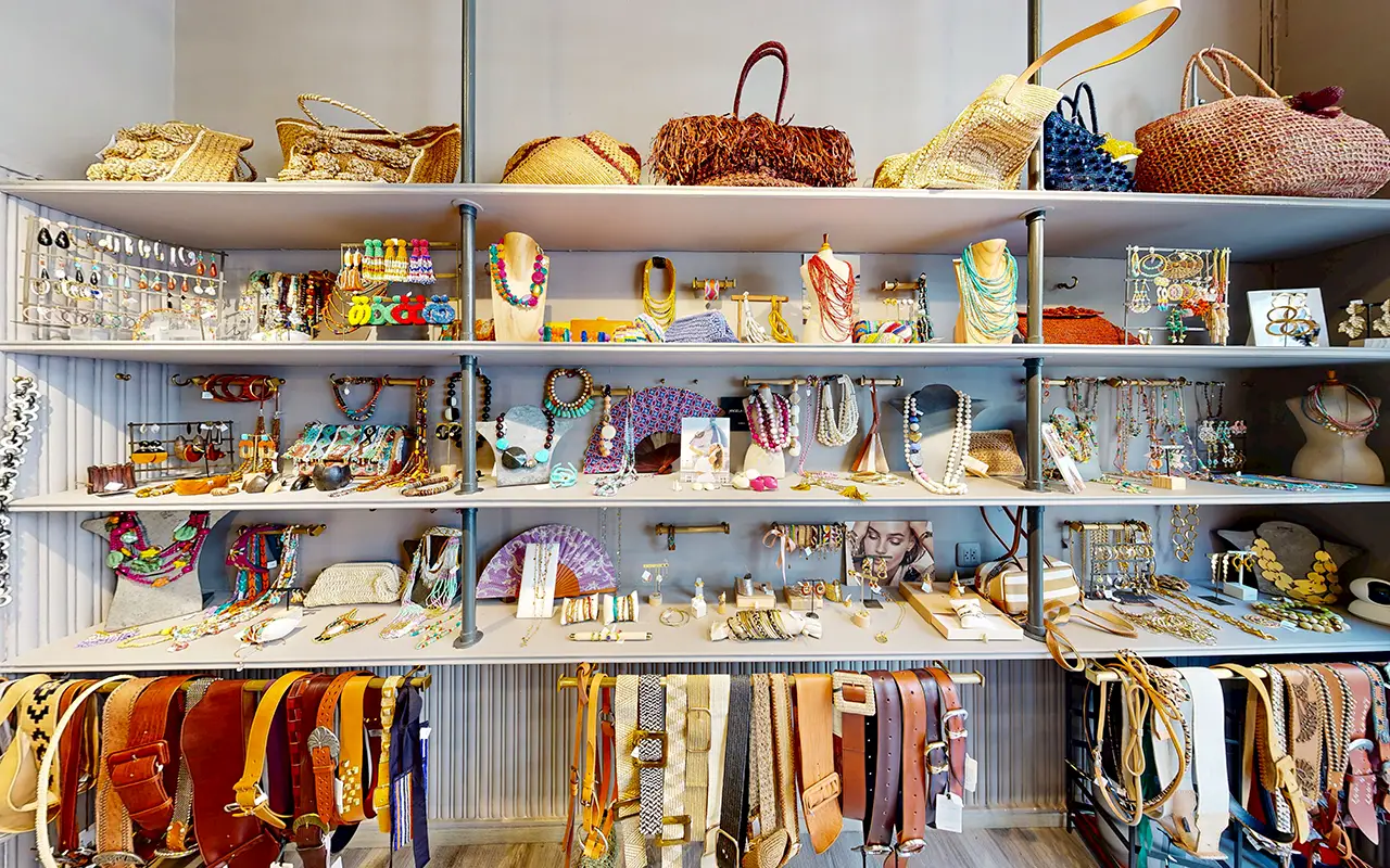 google maps virtual tour for fashion boutique